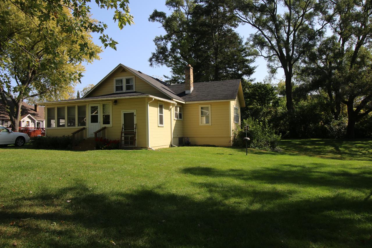 5701 Liberty St., Richmond, IL 60071