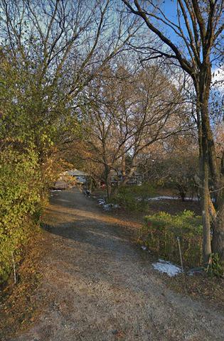 5s301 Tuthill Rd., Naperville, IL 60563