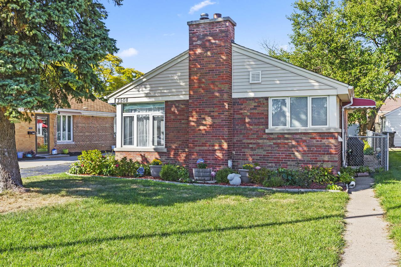 2508 W 115th St., Chicago, IL 60655