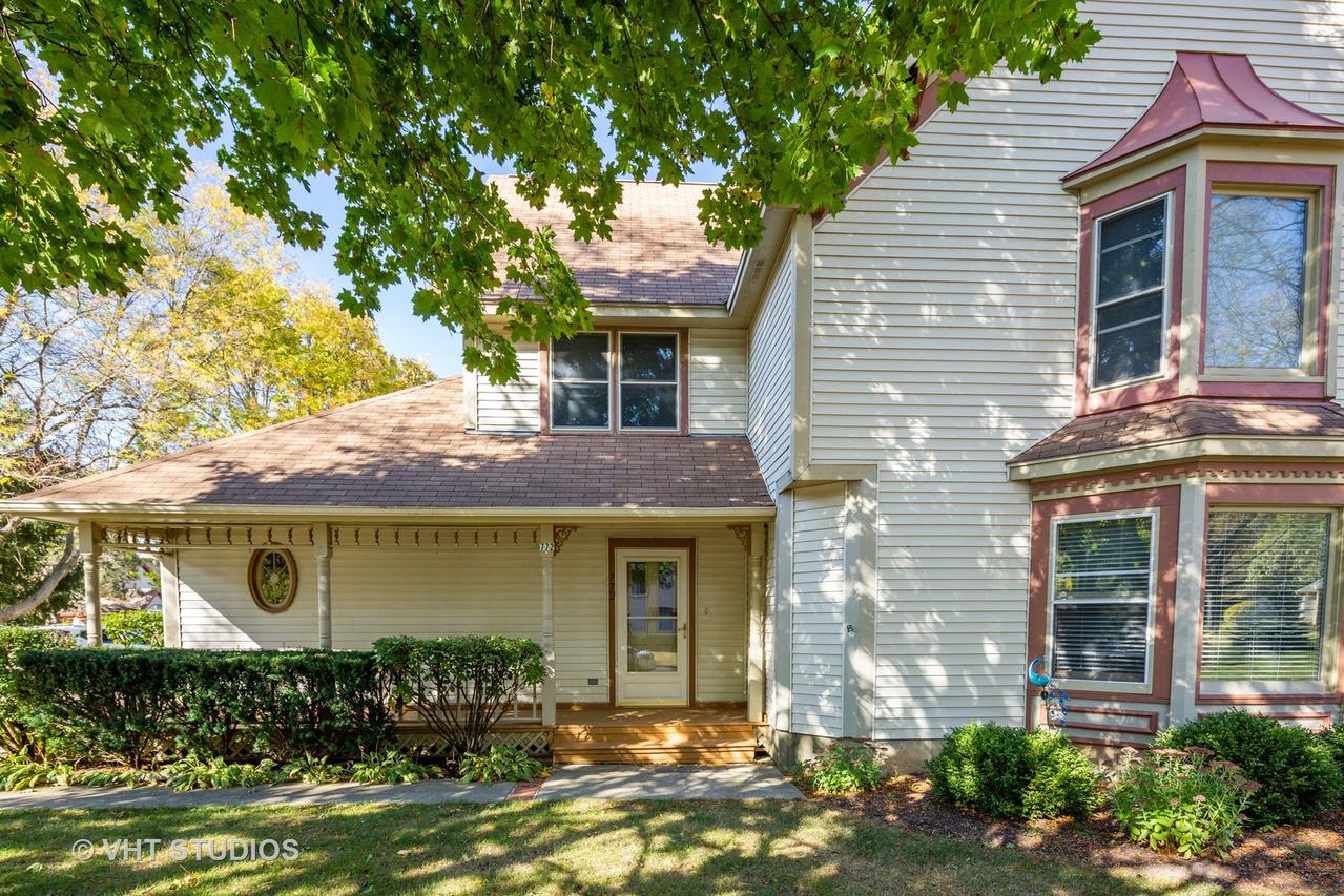 772 Victoria Dr., Woodstock, IL 60098