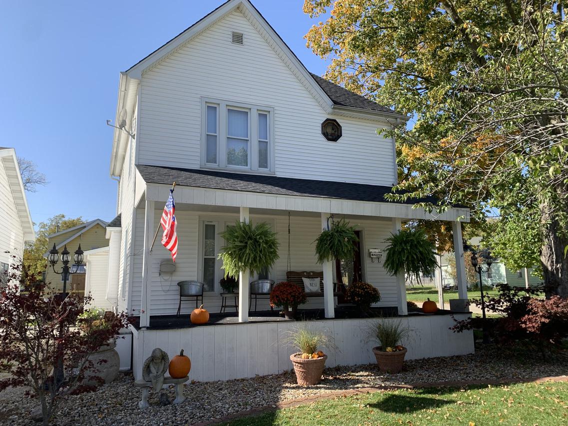 127 N Guthrie St., Gibson City, IL 60936