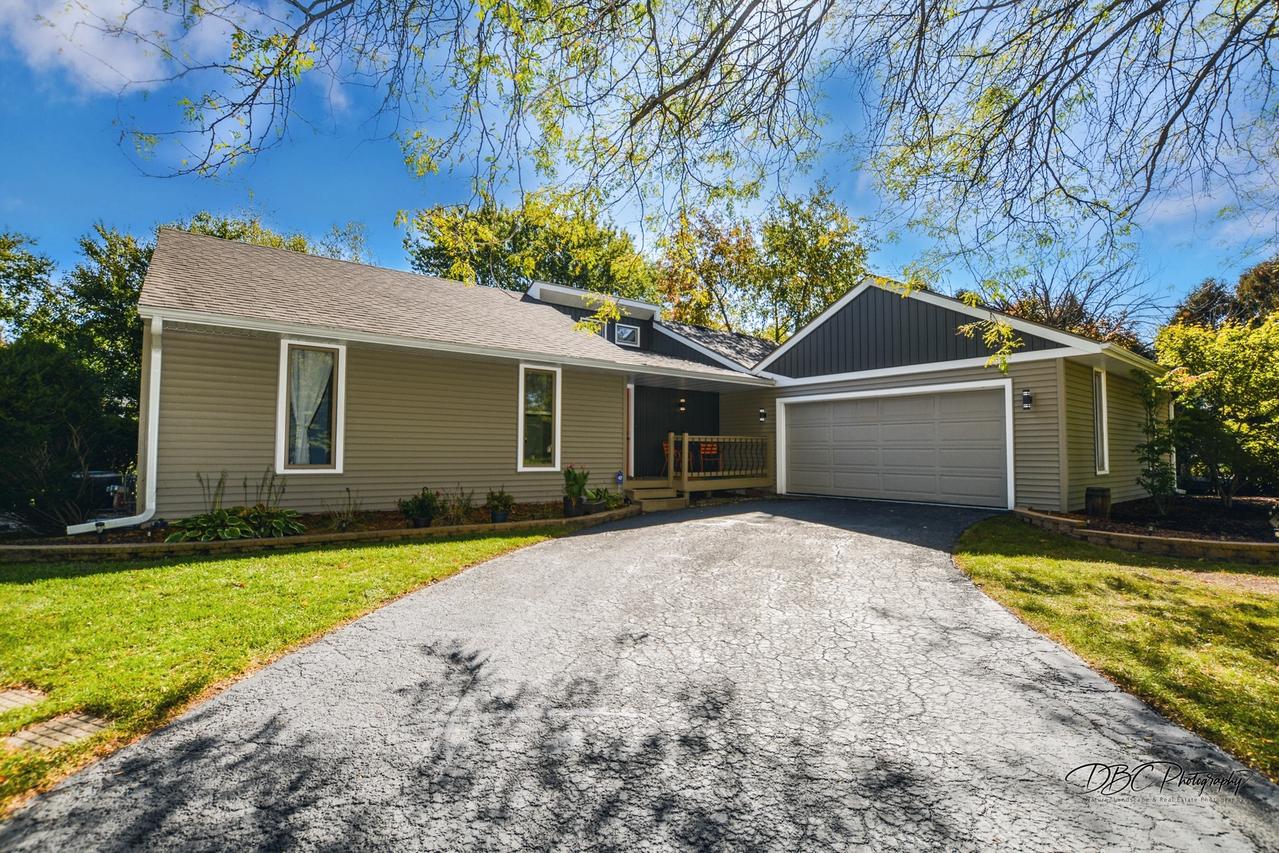 5135 Wilderness Tr., Rockford, IL 61114
