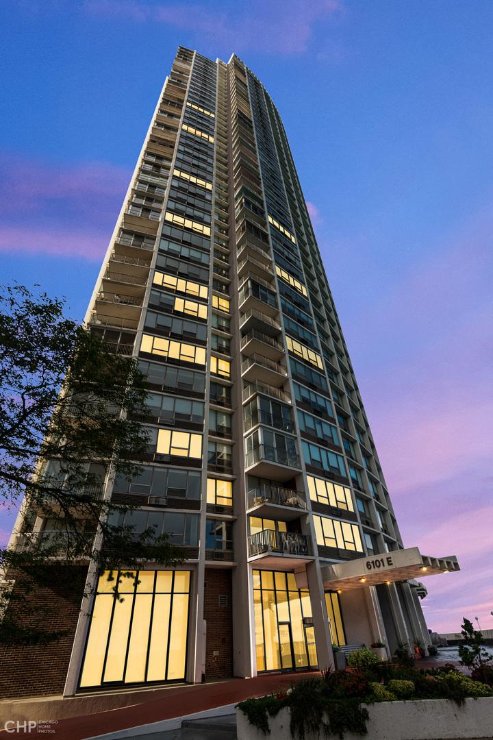 6101 N Sheridan Rd. #4A, Chicago, IL 60660