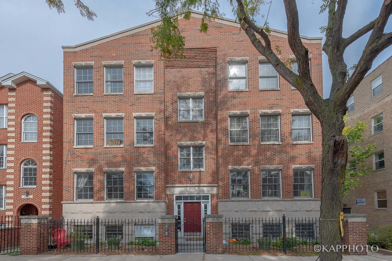 1428 W Cortez St. #2E, Chicago, IL 60642