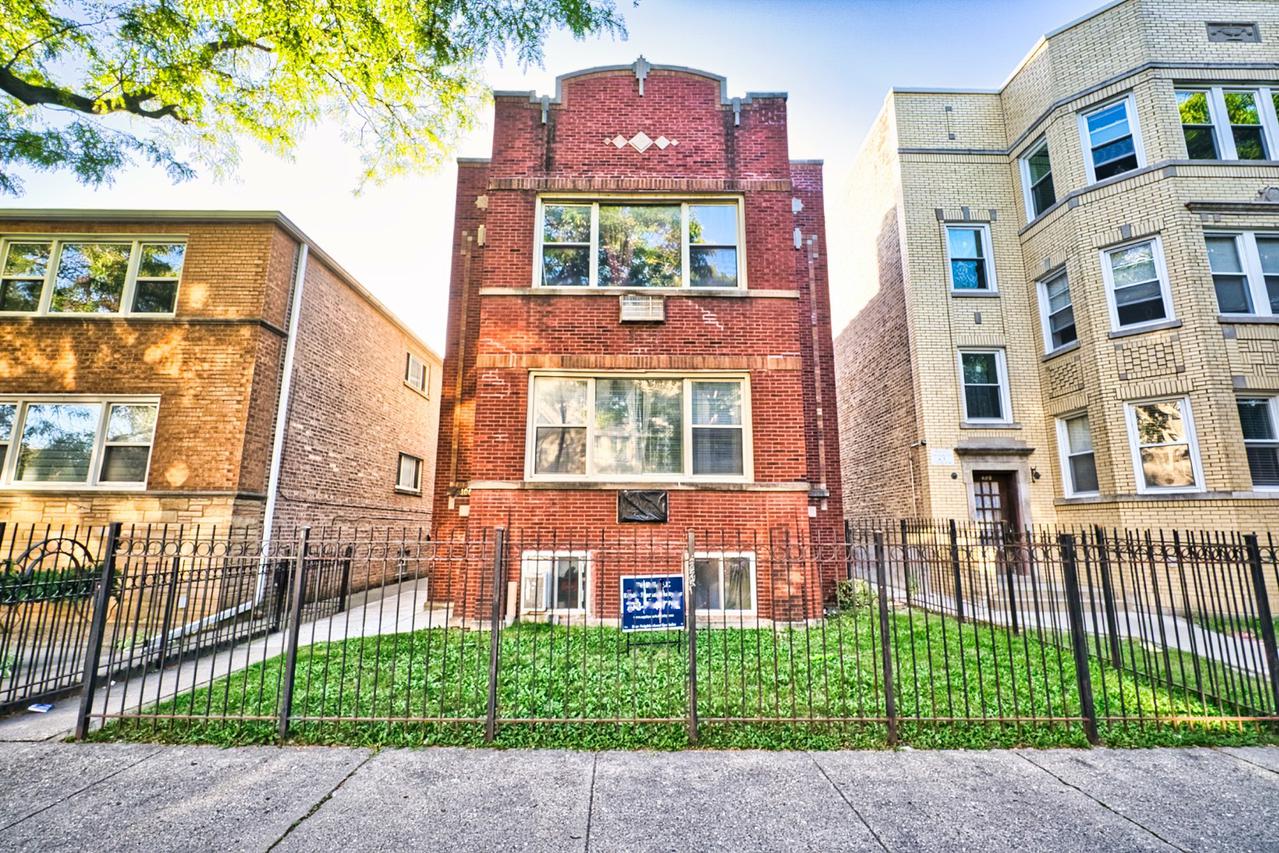 6106 N Washtenaw Ave., Chicago, IL 60659