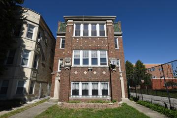 3722 W Eastwood Ave., Chicago, IL 60625