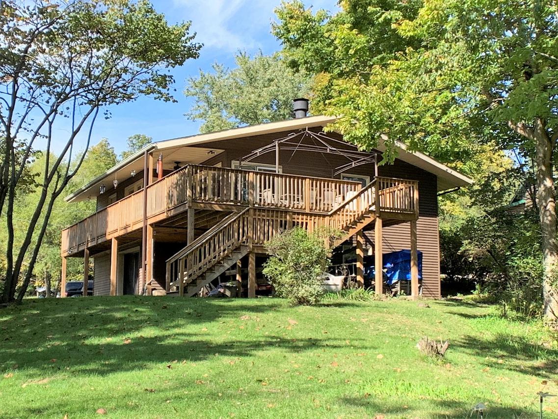 26 Clearwater, Putnam, IL 61560