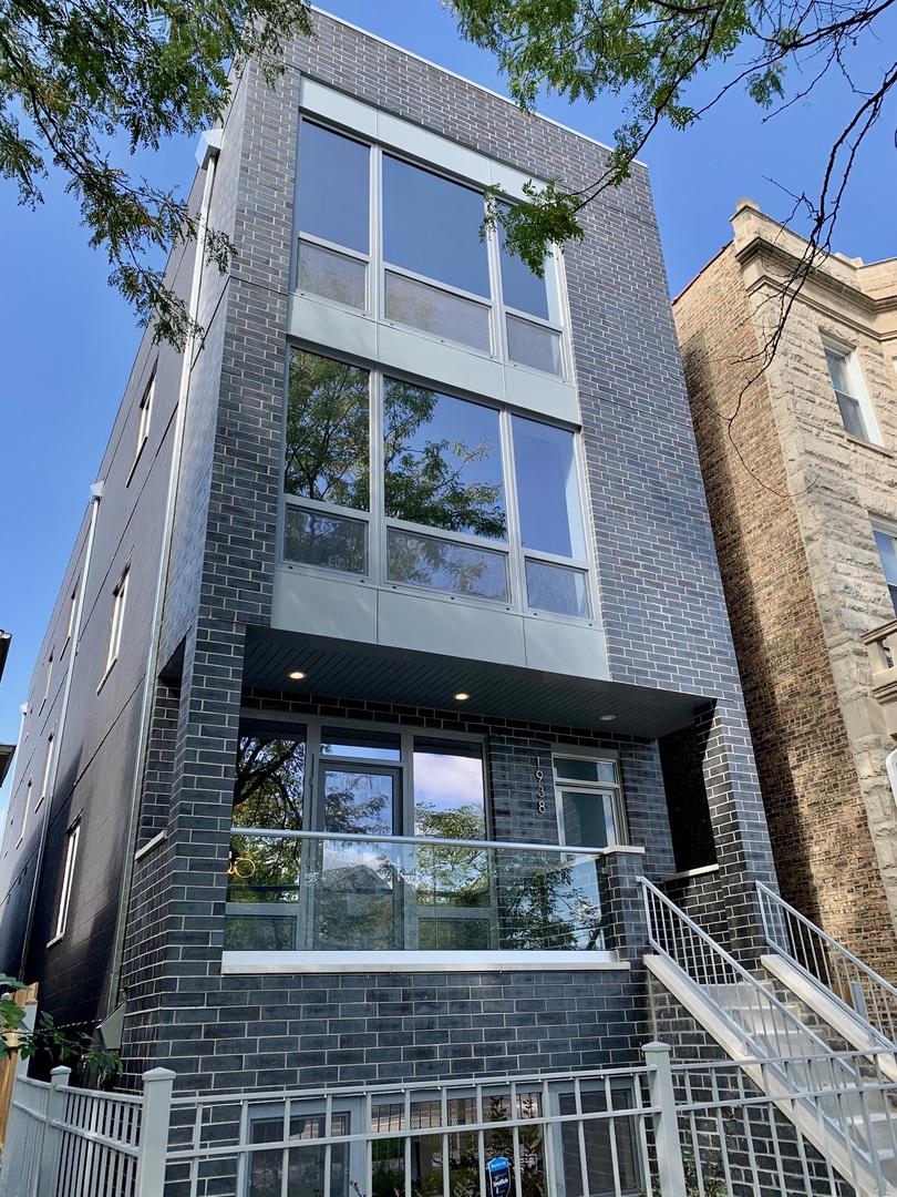 1938 N Kedzie Ave. #1W, Chicago, IL 60647