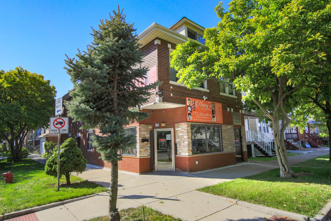 2533 W Pope John Paul Ii Dr., Chicago, IL 60632