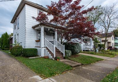 1103 Palmer Pl., Waukegan, IL 60085