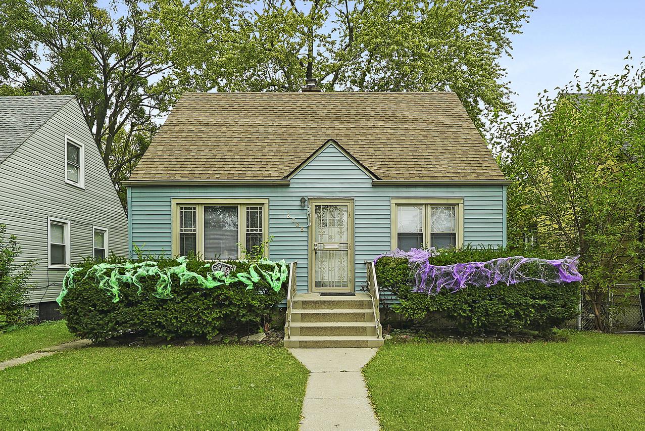 3708 W 85th Pl., Chicago, IL 60652