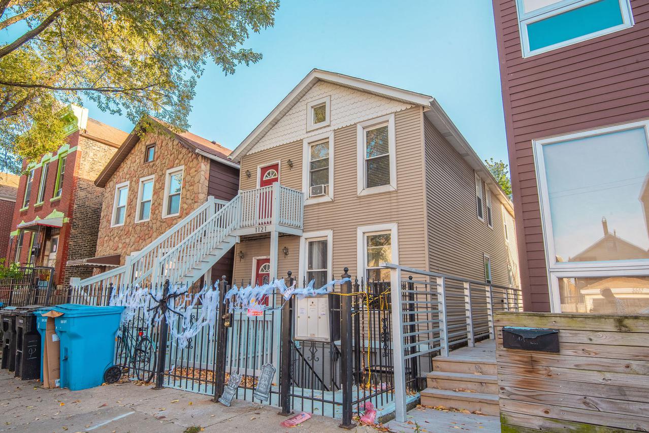 1121 W 19th St., Chicago, IL 60608