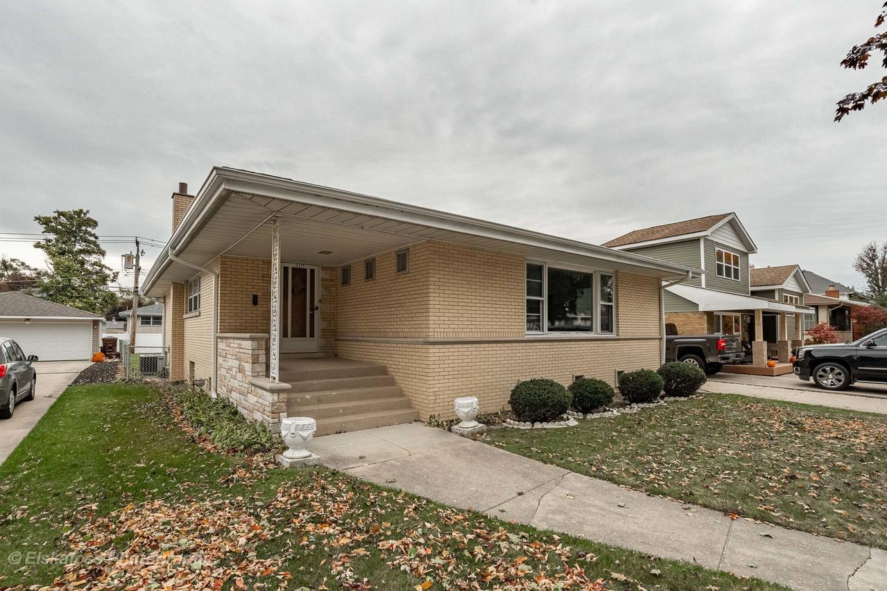 10325 Lawler Ave., Oak Lawn, IL 60453