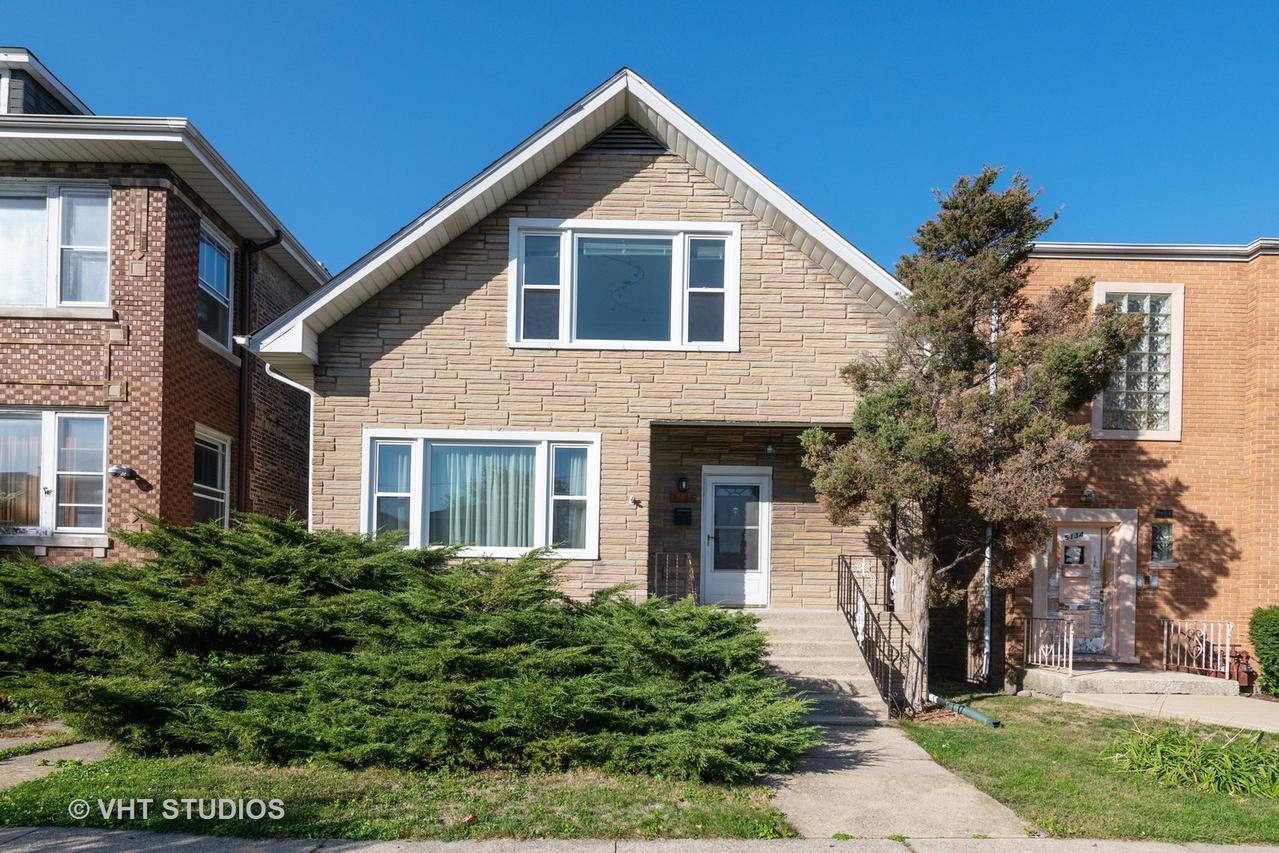 5136 W Melrose St., Chicago, IL 60641