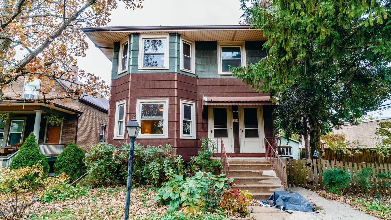 815 Hannah Ave., Forest Park, IL 60130