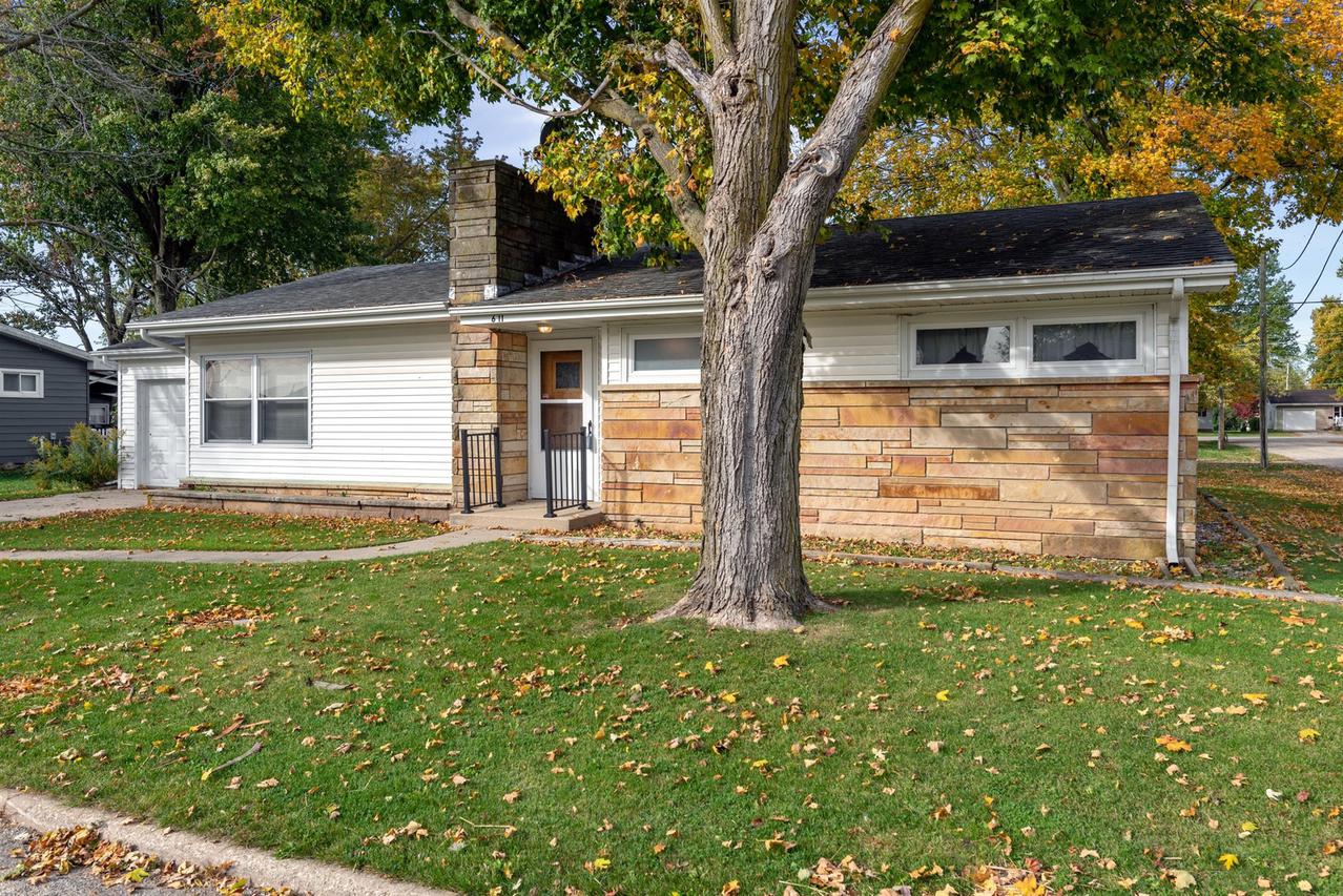 611 Gray Dr., Gibson City, IL 60936