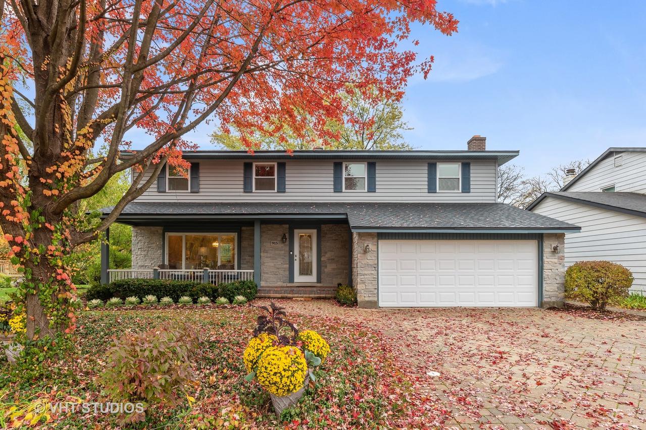 915 Sussex Ct., Buffalo Grove, IL 60089