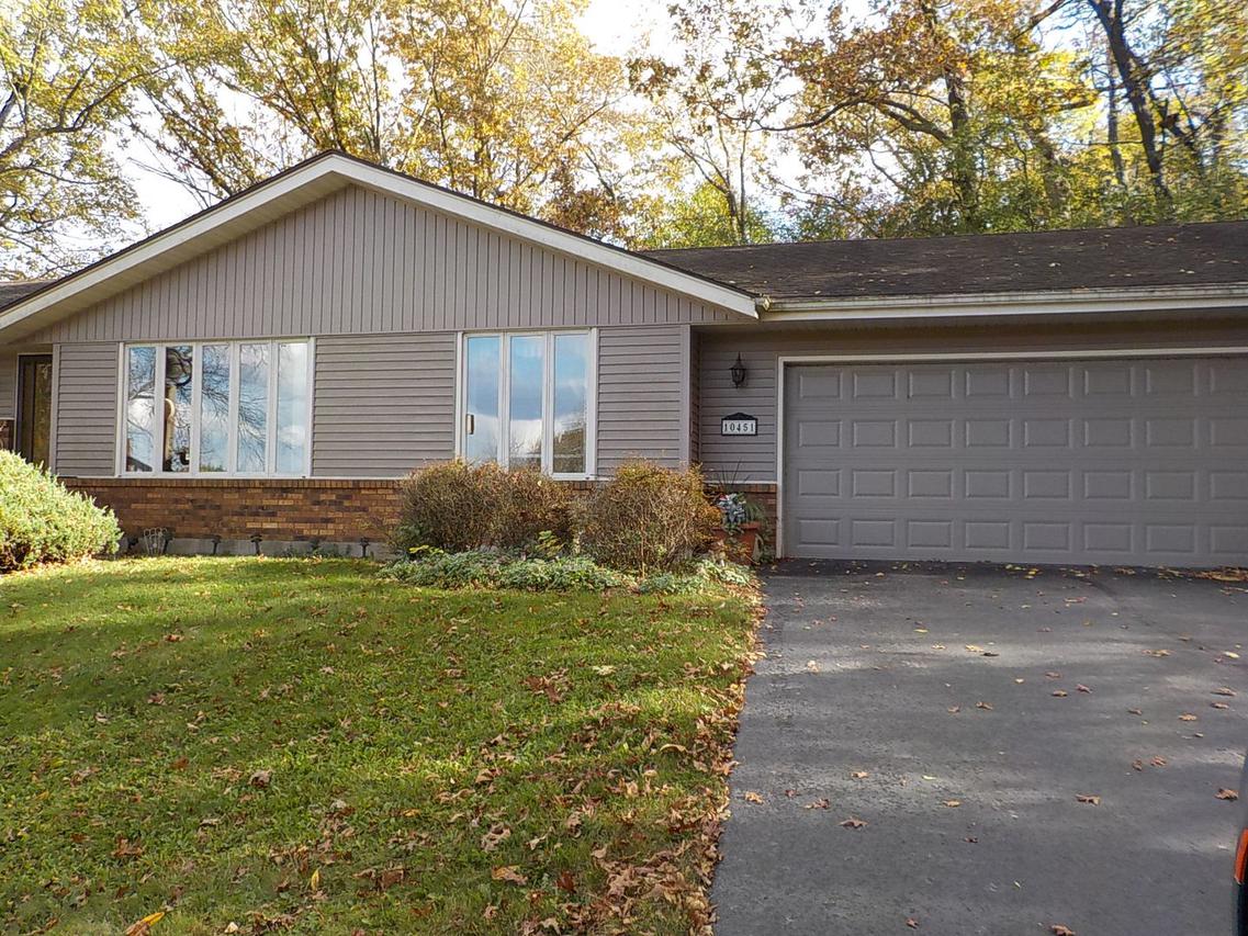 10451 Ellsworth Dr., Roscoe, IL 61073