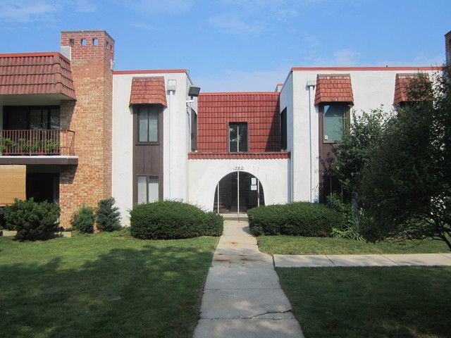 743 E Fullerton Ave. #2-206, Glendale Heights, IL 60139
