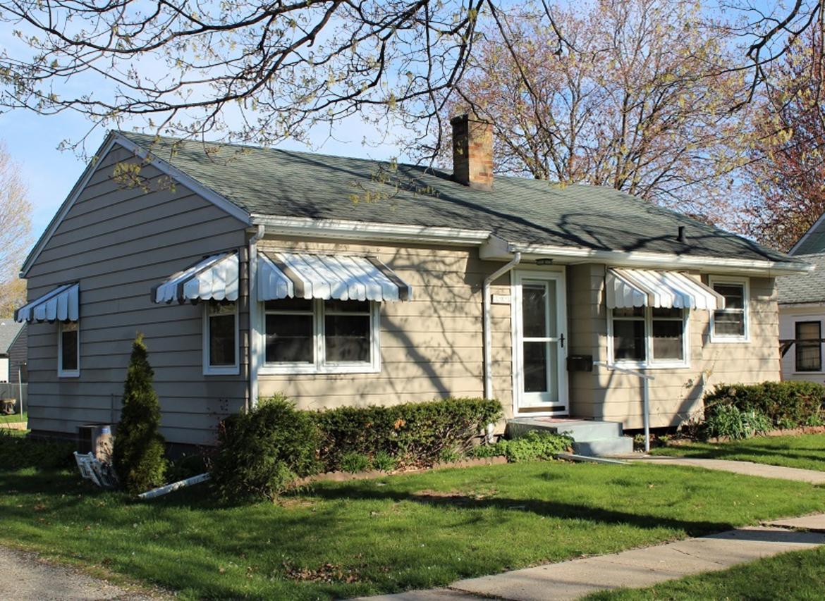 303 S Hall St., Morrison, IL 61270