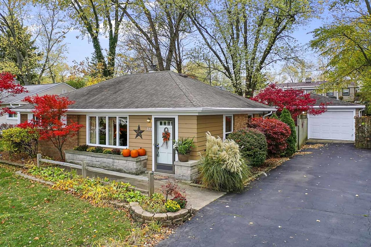 223 Sauk Tr., Park Forest, IL 60466