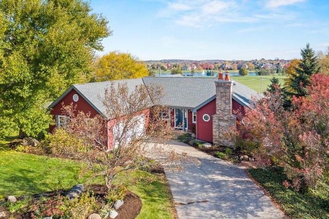 3N831 S Bridle Creek Dr., St. Charles, IL 60175