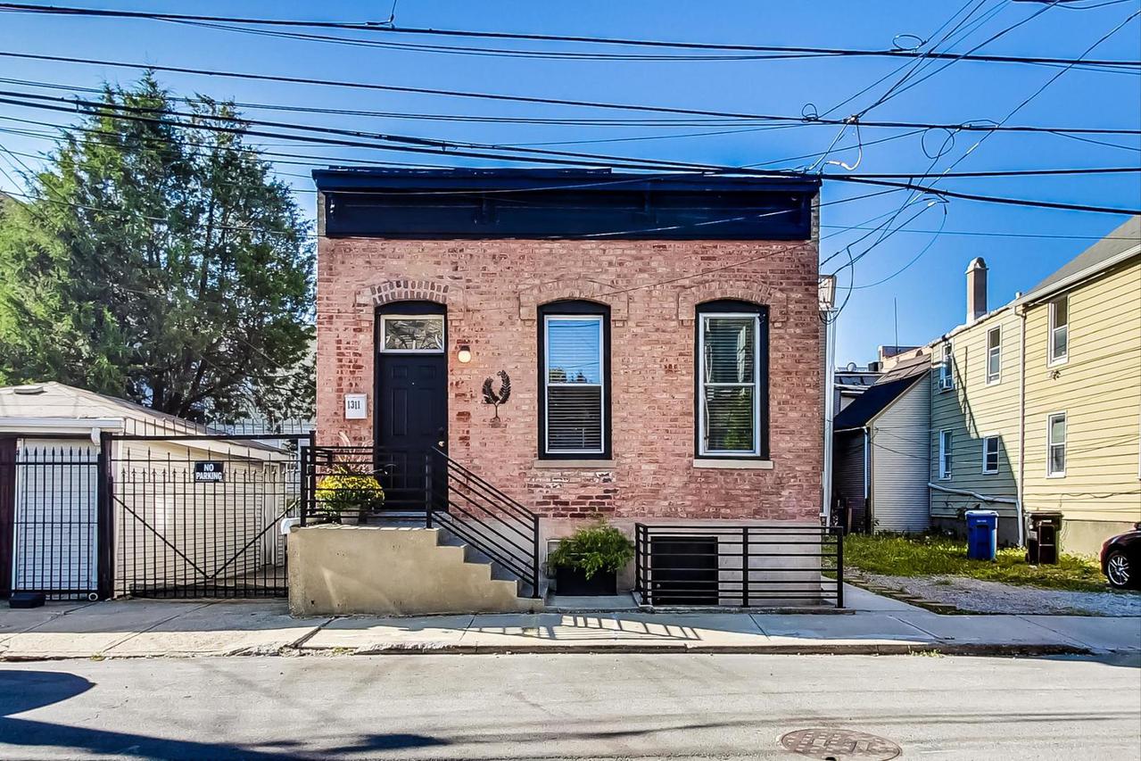 1311 W Ancona St., Chicago, IL 60642