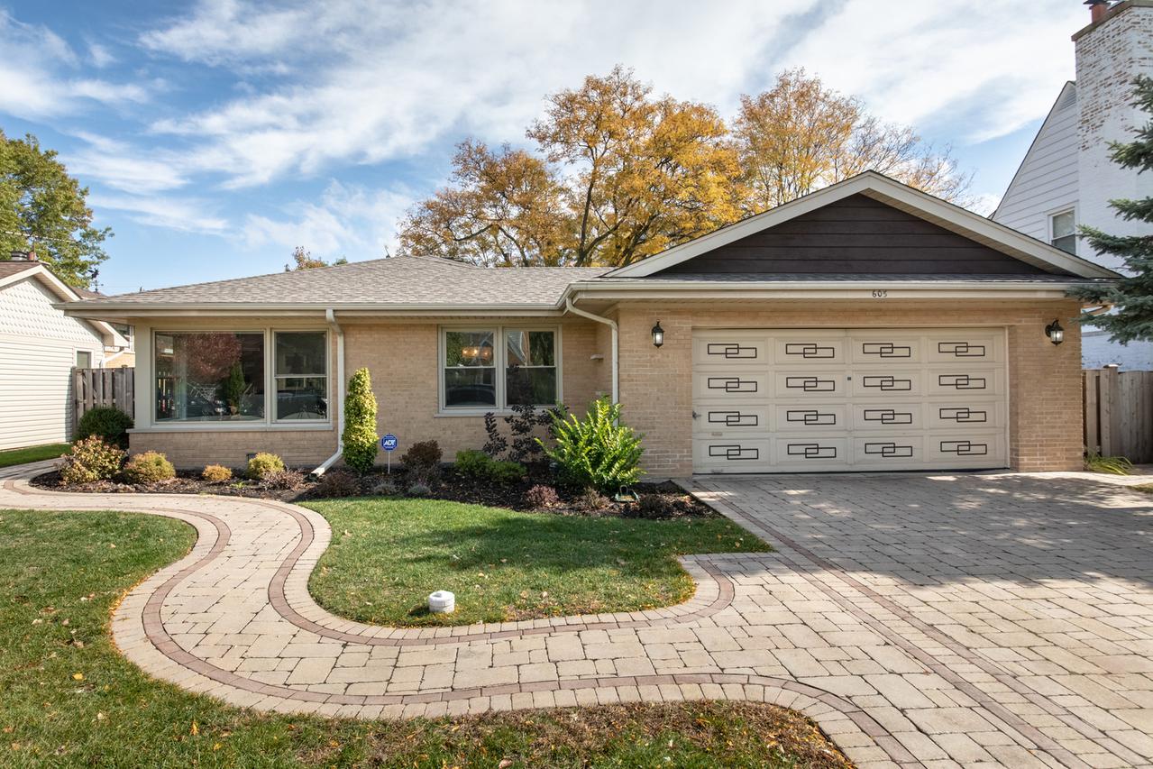605 S Greenwood Ave., Park Ridge, IL 60068