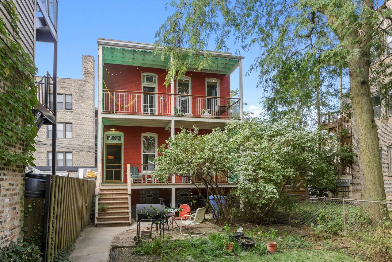 1104 N California Ave., Chicago, IL 60622