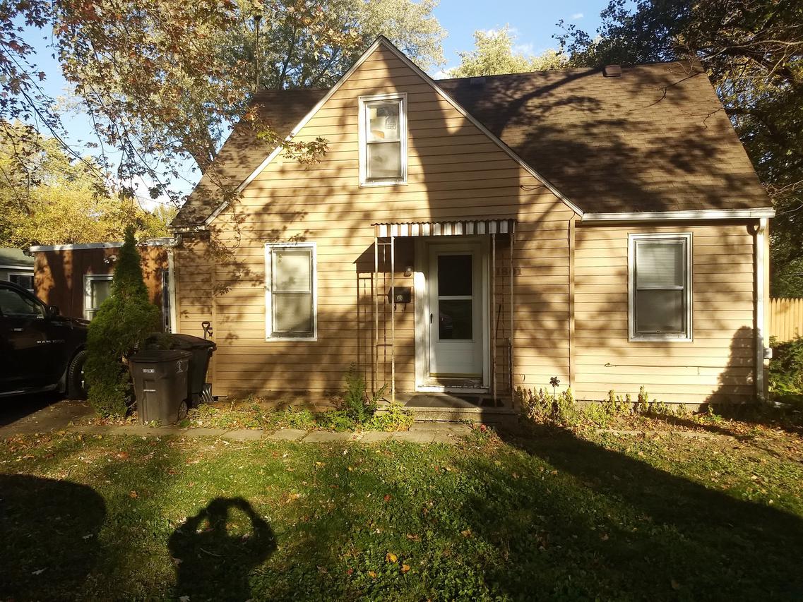 1801 Lotus Dr., Round Lake Heights, IL 60073