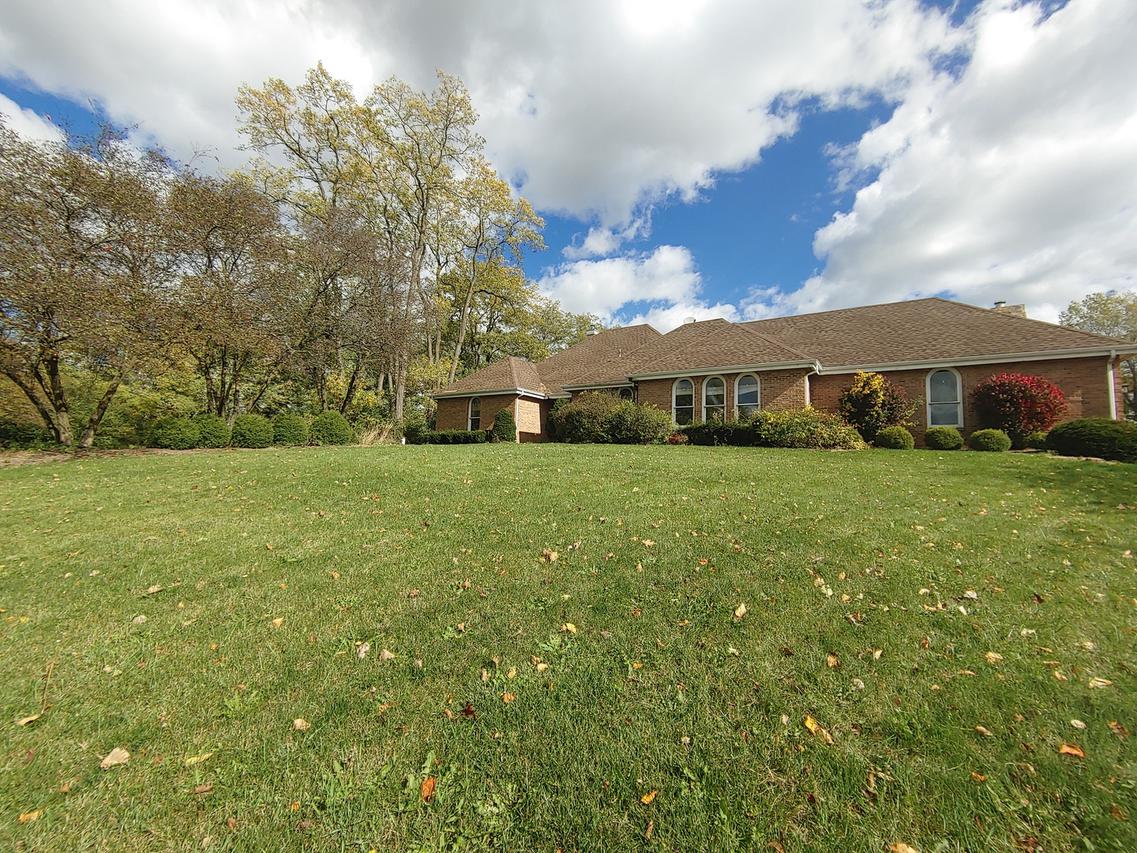 25300 W Marilyn Meadow Ct., Wauconda, IL 60084