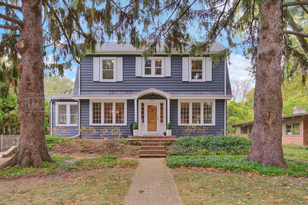 353 Flora Pl., Highland Park, IL 60035