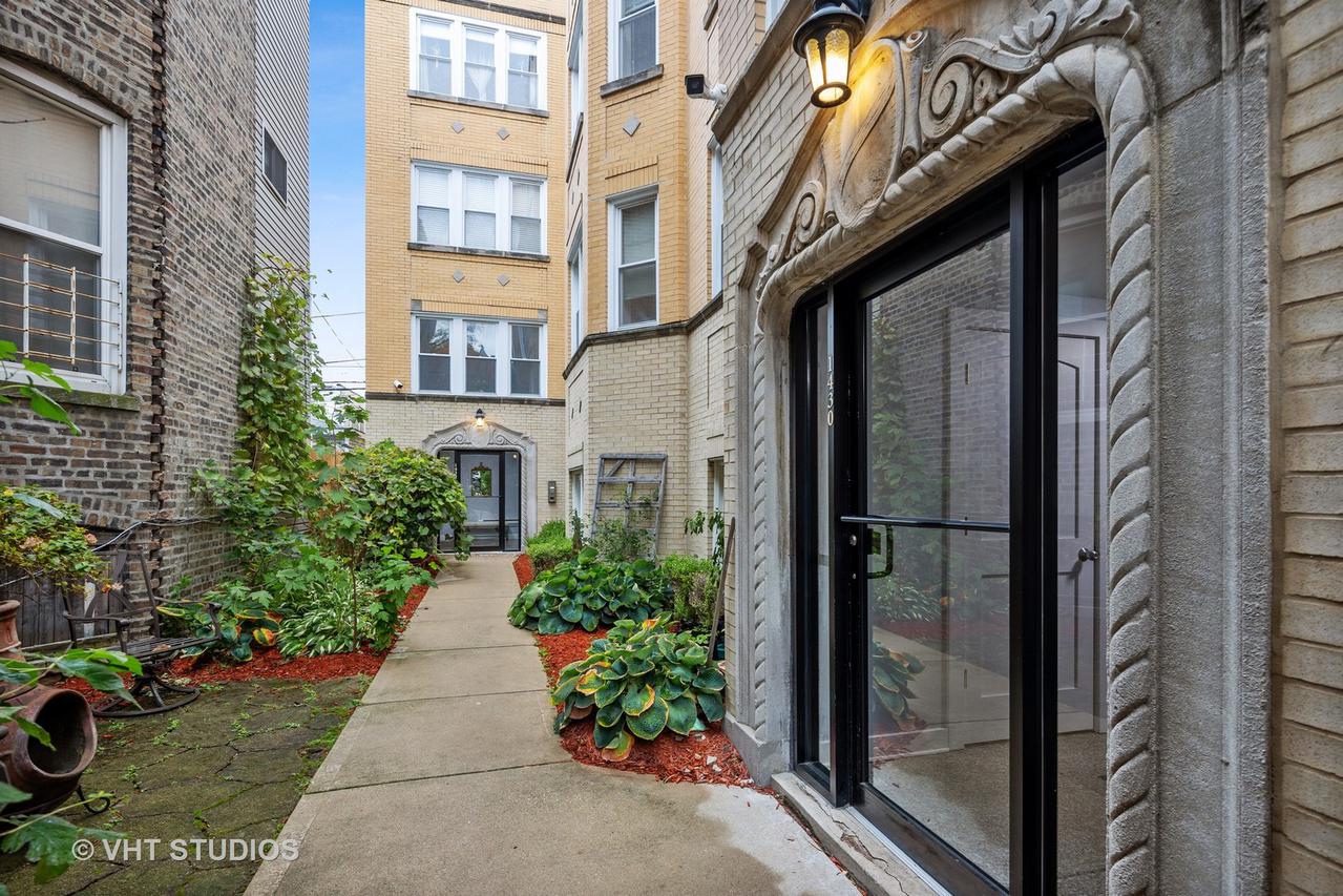 1432 N Maplewood Ave. #204, Chicago, IL 60622