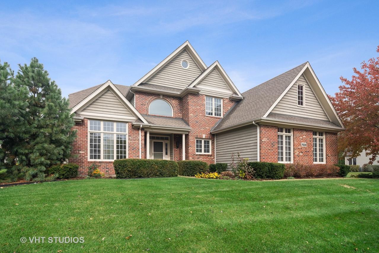 2787 Charter Oak Dr., Aurora, IL 60502
