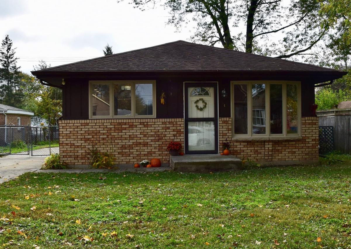 24 W 35th Pl., Steger, IL 60475