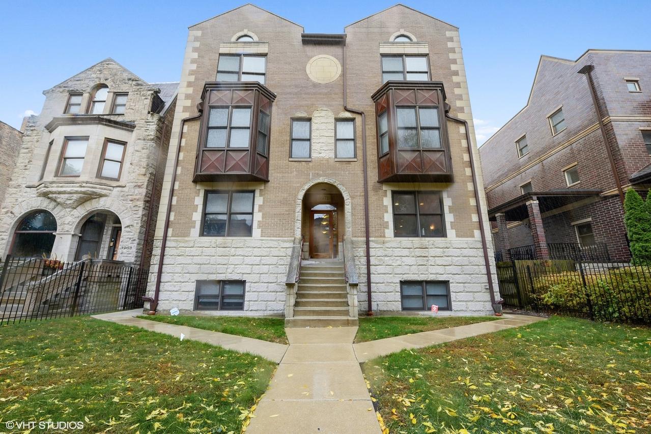 3971 S Ellis Ave. #2S, Chicago, IL 60653