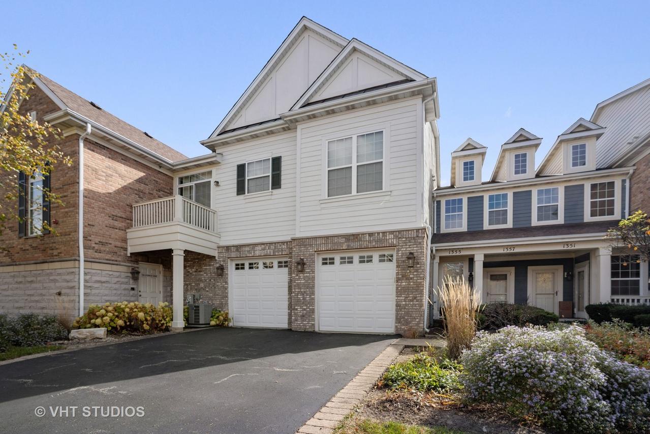 1355 Scarboro Rd., Schaumburg, IL 60193