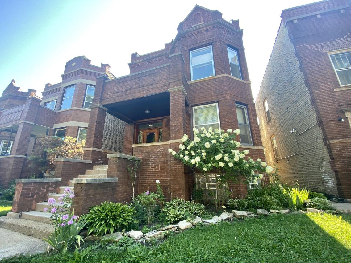 4319 N Spaulding Ave., Chicago, IL 60618