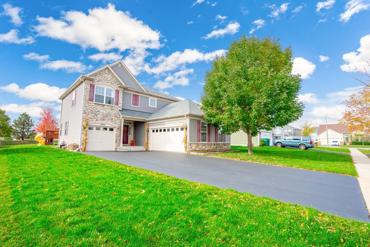 7606 Oakshire Ct., Plainfield, IL 60586