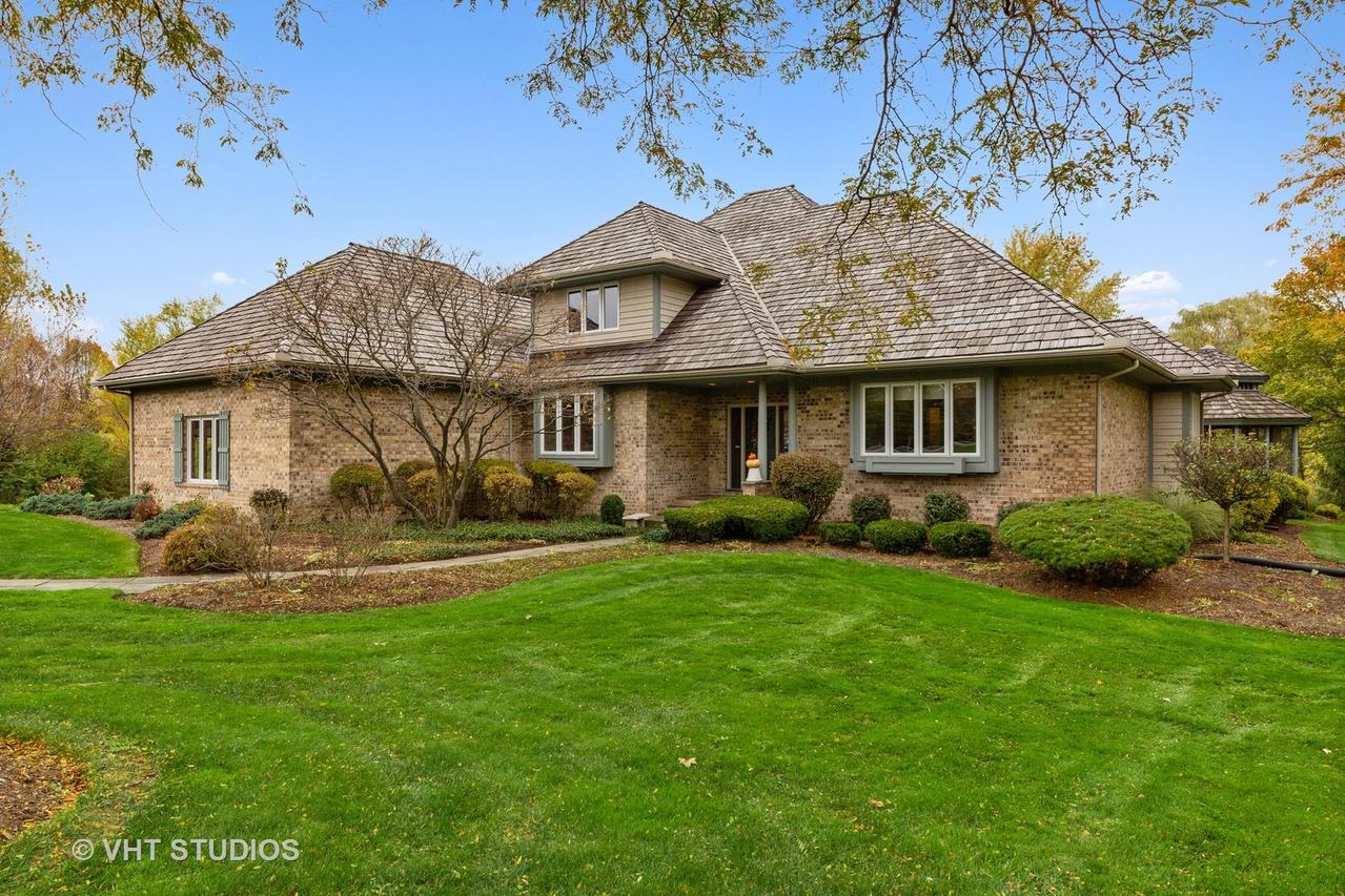 1250 Club Rd., Woodstock, IL 60098