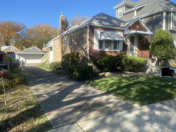 4236 Vernon Ave., Brookfield, IL 60513