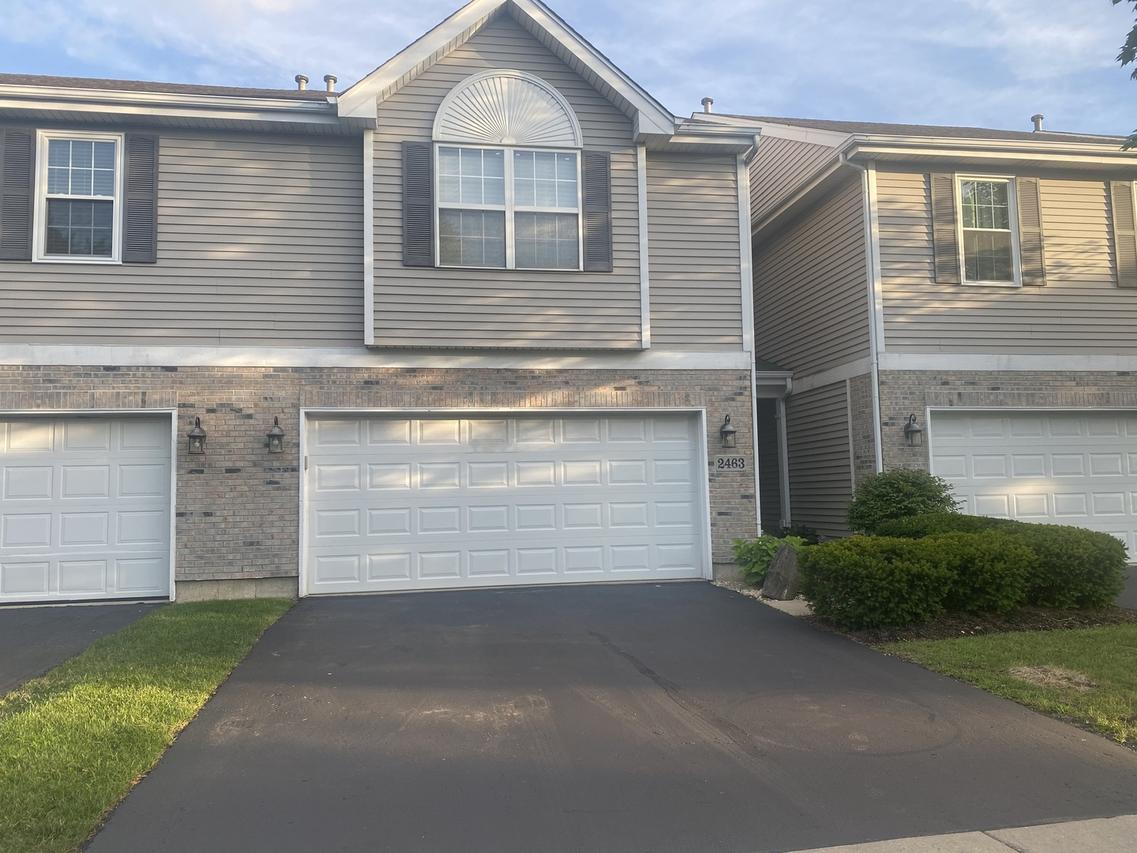 2463 Amber Ln., Elgin, IL 60123