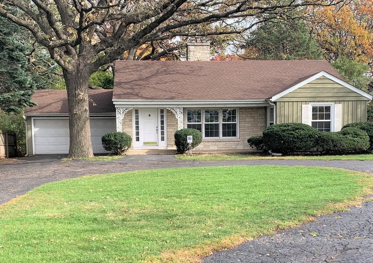 317 S Lincolnway, North Aurora, IL 60542