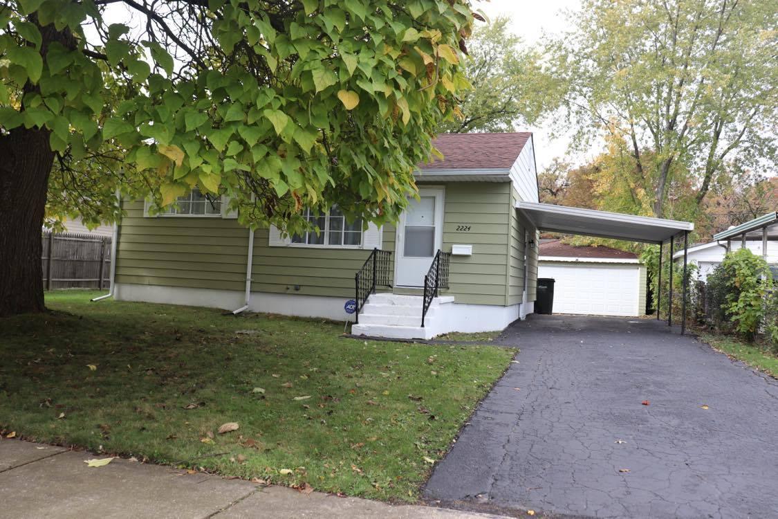 2224 Winnebago Rd., Waukegan, IL 60087