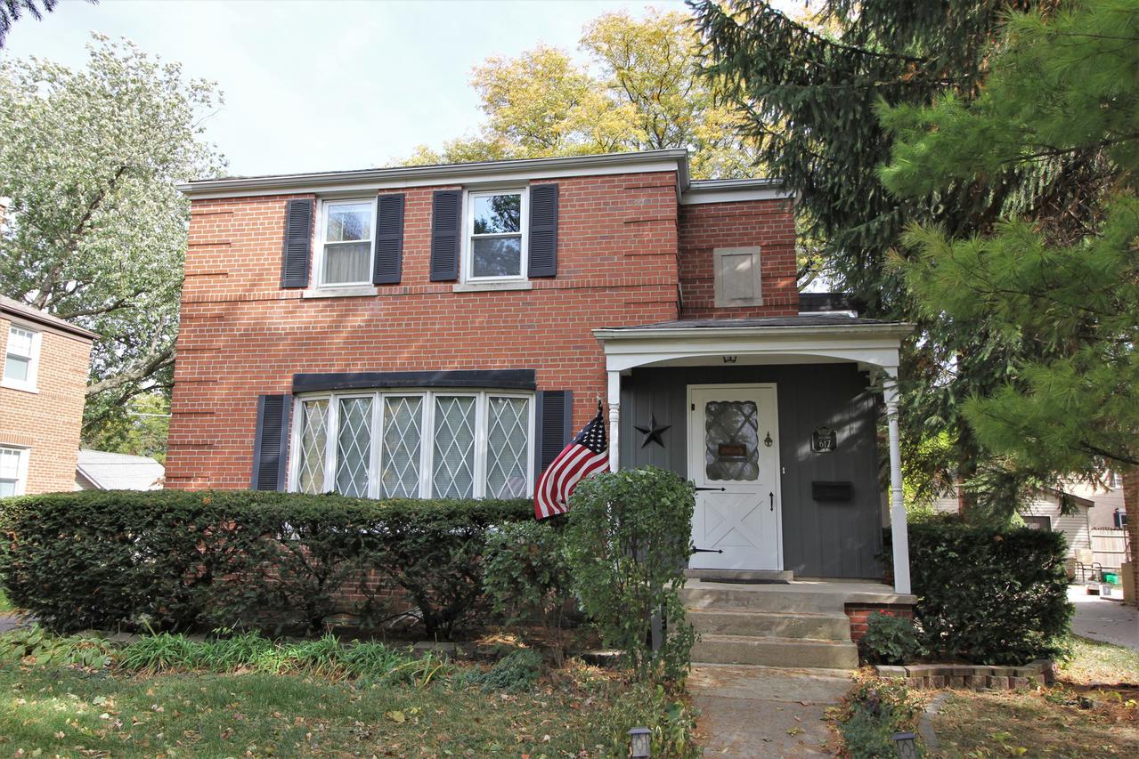 617 9th Ave., La Grange, IL 60525