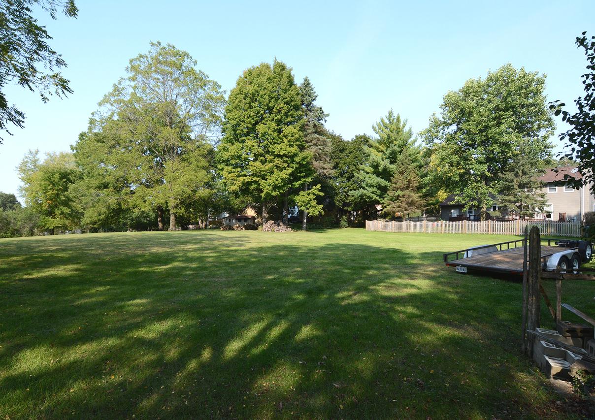 Lot 6 Barrington Ave., East Dundee, IL 60118