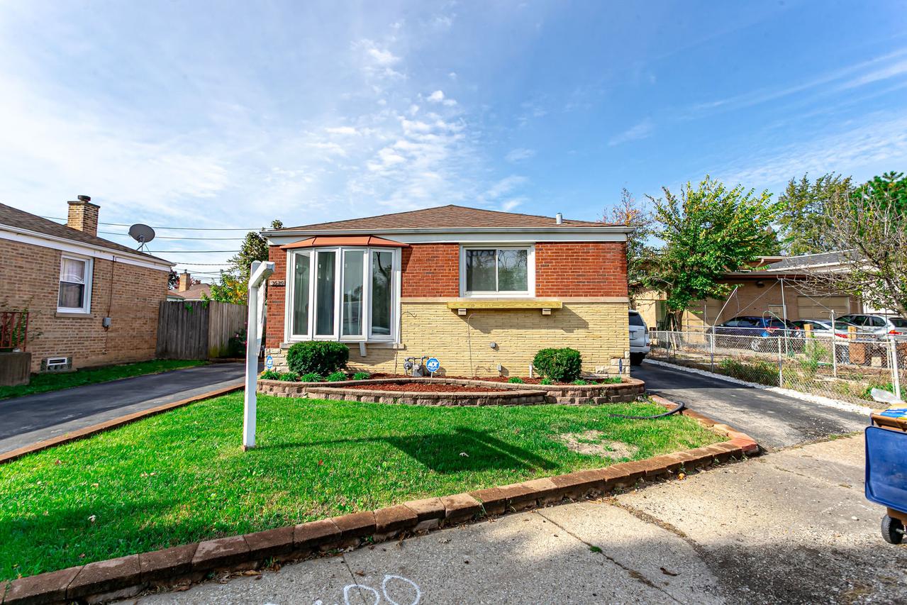 2520 River Rd., River Grove, IL 60171