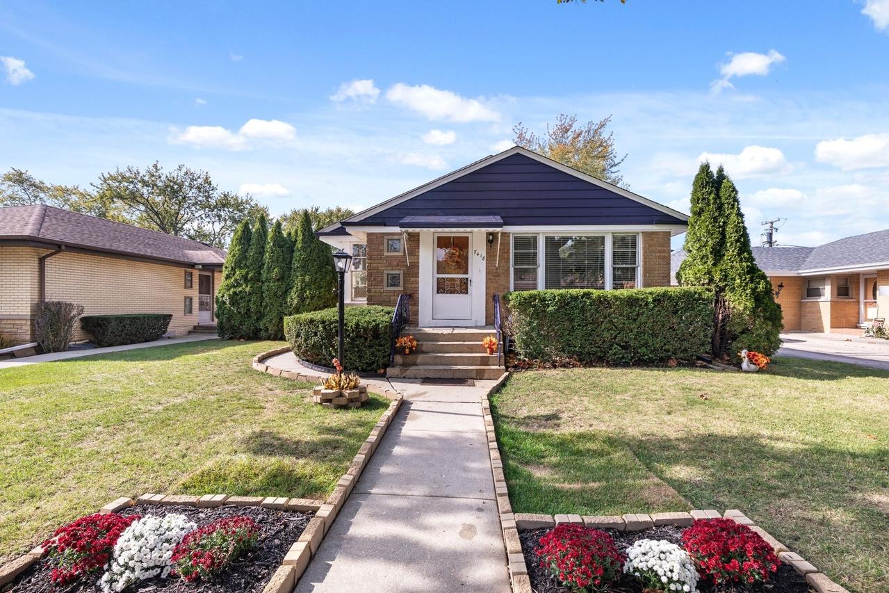 7418 Kolmar Ave., Skokie, IL 60076