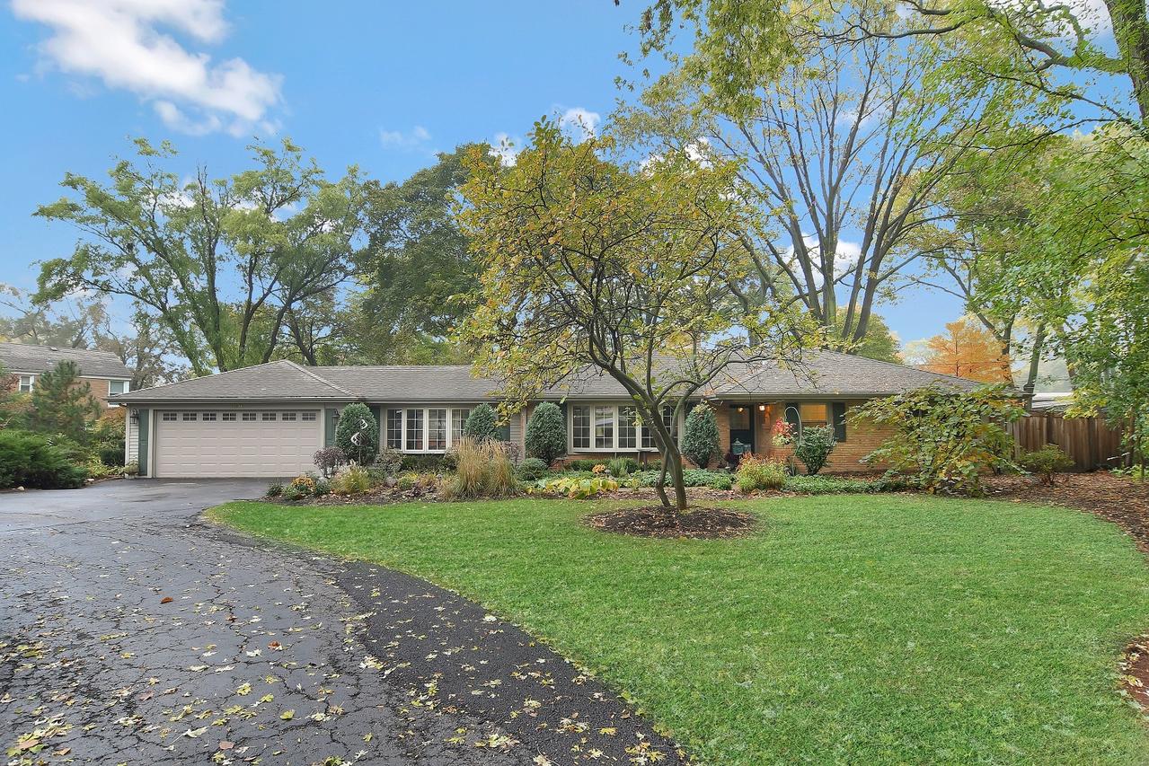 909 Warrenville Rd., Wheaton, IL 60189