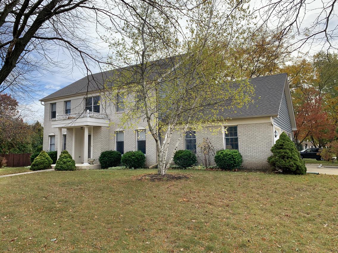 52 Briargate Cir., Sugar Grove, IL 60554